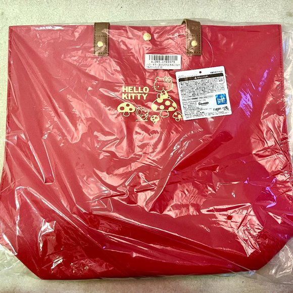 BNWT Faux Leather Hello Kitty shoulder bag - Picture 1 of 5